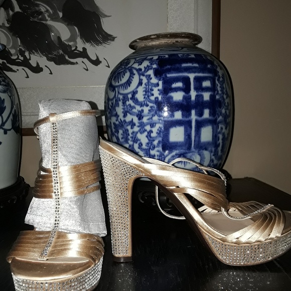 Ralph Lauren evening high heel sandals - Picture 7 of 8